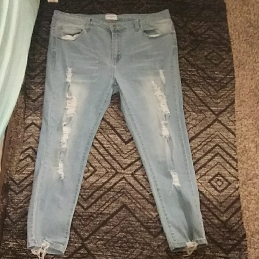 GOGO JEANS